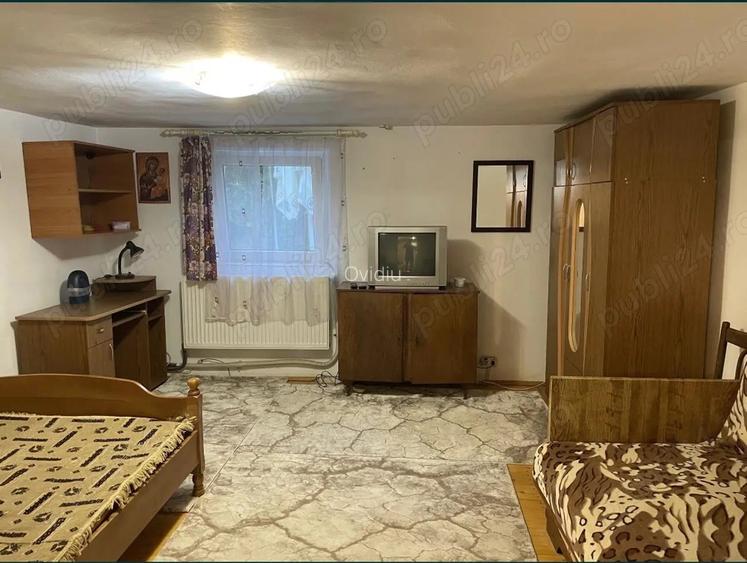 Ofer spre inchiriere garsoniera in zona centrala