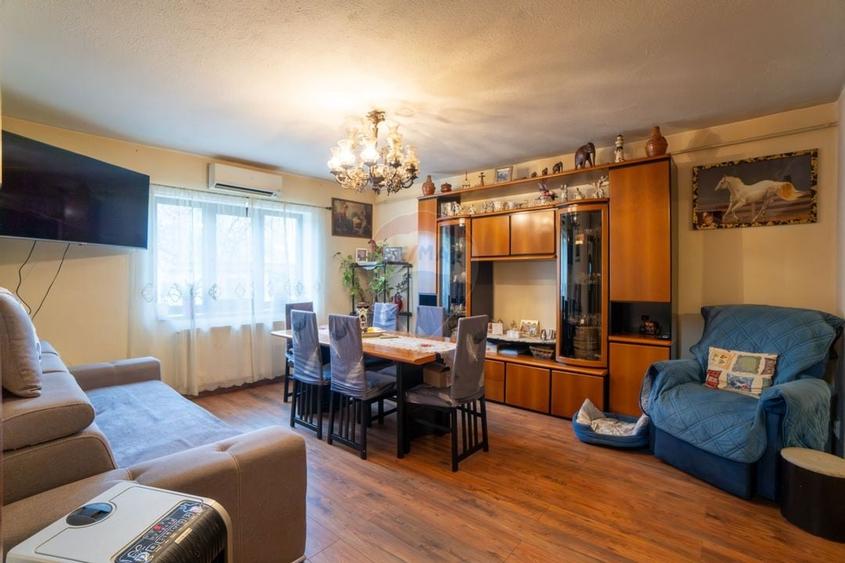 Casa individuala 160 mp, 1.200 mp teren, garaj si spatiu comercial - 4