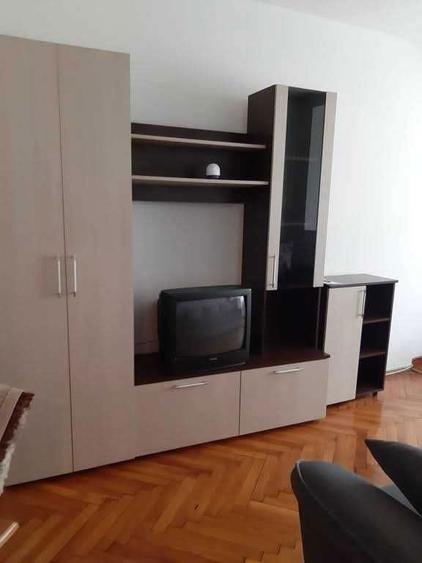 Inchiriez apartament 2 camere Rogerius - 6