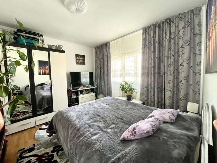 Apartament cu 4 camere, etaj 3, zona Dancu - 1