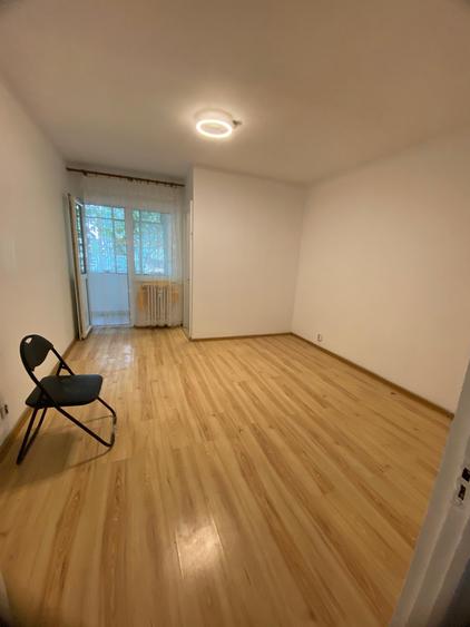 Garsoniera la parter Banca Nationala - 2