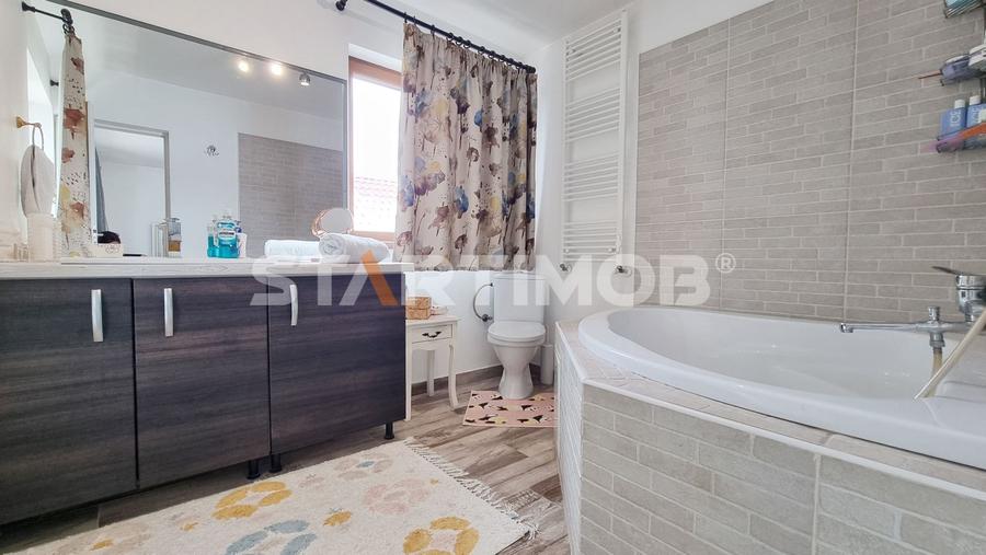 Casa mobilata Central Sanpetru - 8