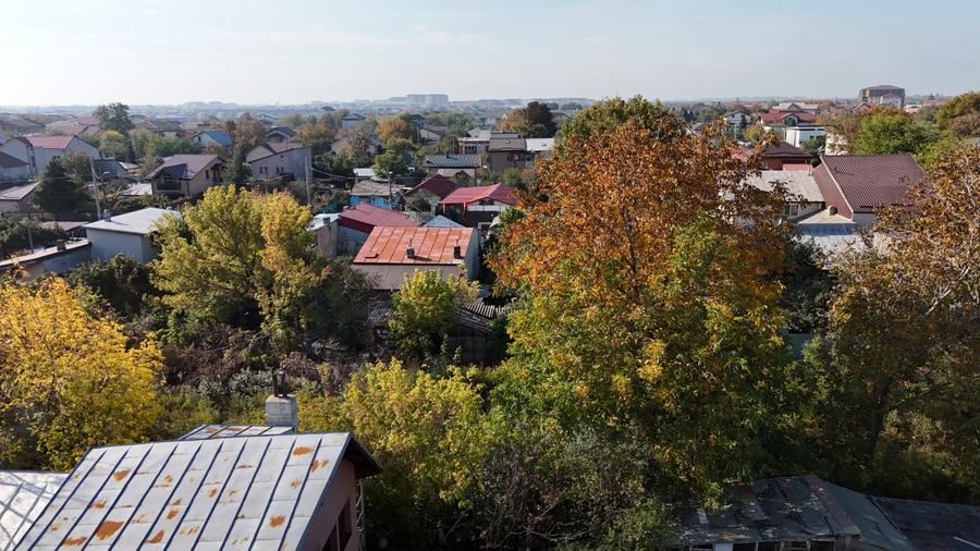 Teren cu dubla deschidere pe Dantelei - 14