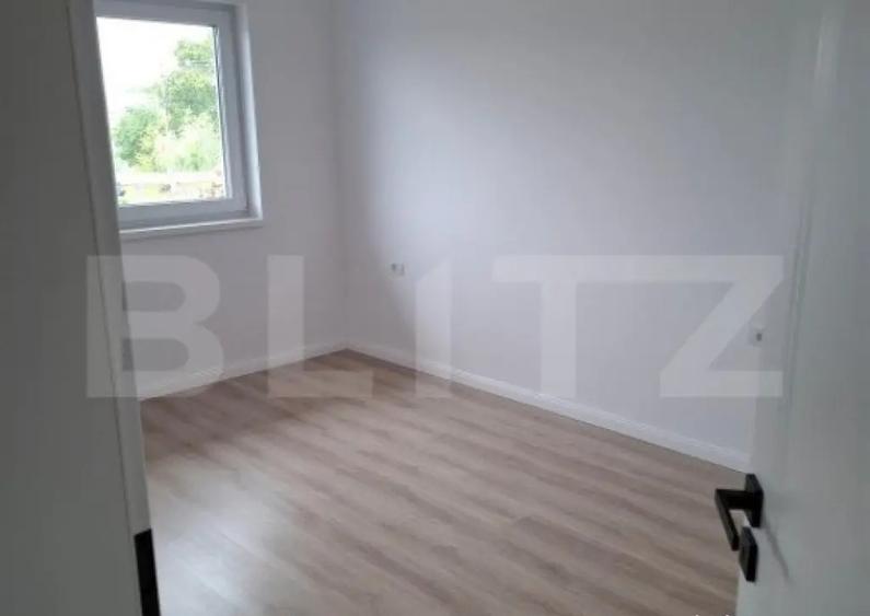 Duplex 4 camere in centrul comunei Sanandrei ,102 mp,P+1E - 4
