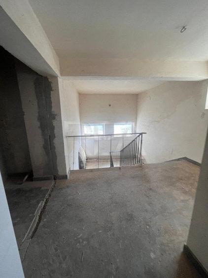 Inchiriere 2000  mp situati la etajul 1 in cadrul unei hale din Theodor Pallady - 29