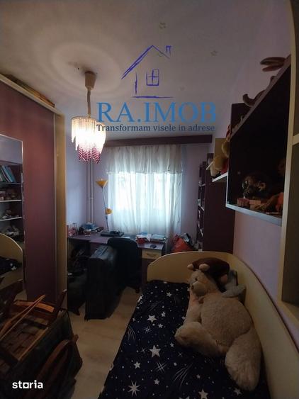 Apartament 3 camere, Blvd Republicii, et 8/10 - 88900 euro negociabil - 11