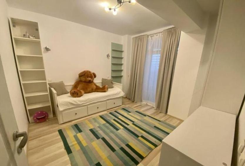 Apartament -4 camere -decomandat-Zona Andronache - 3