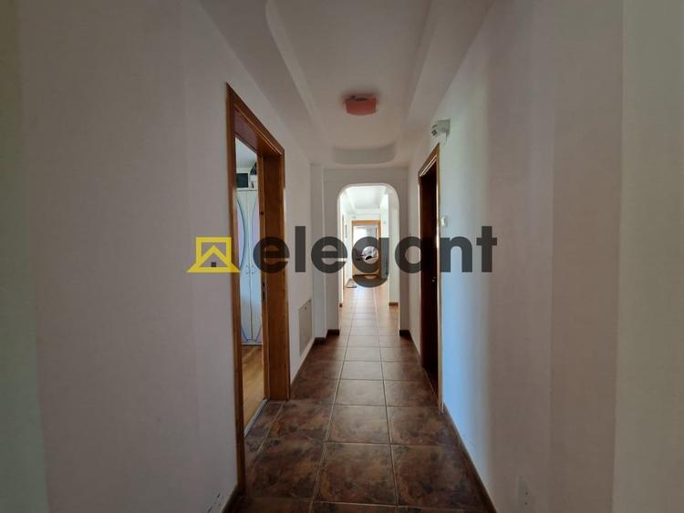 Casa D+P+1E+M, 528 mp utili, 11 camere, teren 548 mp, Piata Chiriac - 5