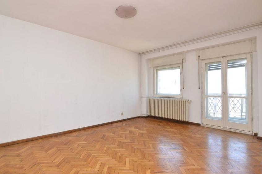 VANZARE APARTAMENT 4 CAMERE UNIRII – FANTANI - 8