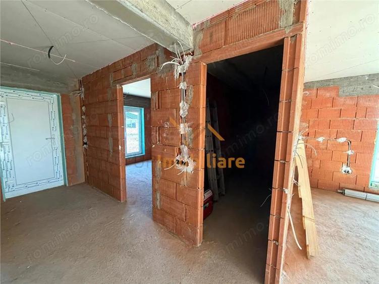 CASA PLAN PARTER | TEREN 300 MP | ZONA CIHEI - 8