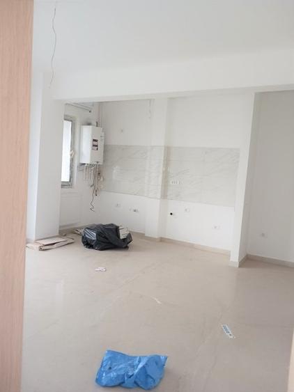 Mamaia Sat - strada M17 - ap 2 camere (finisat complet) et 1 - 12