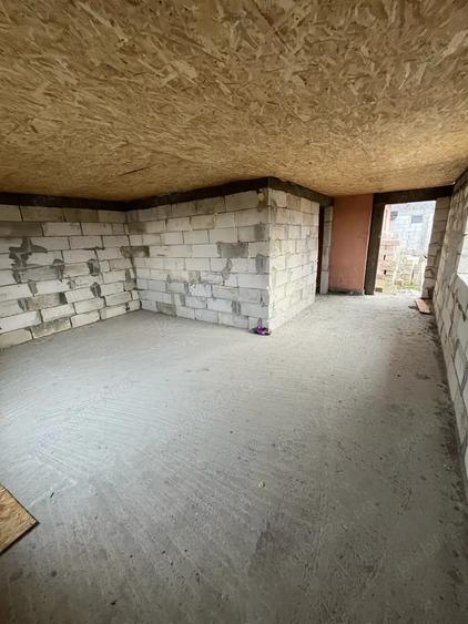 vand casa construita in anul 2025 - 4