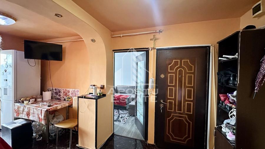 Apartament cu 2 camere, decomandat, centrala proprie, Aradului - 6