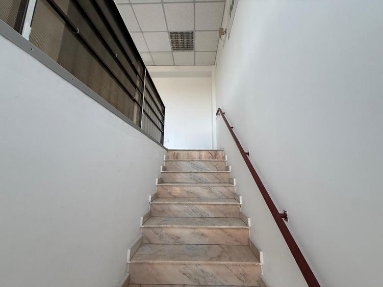 Vanzare  cladire P+1E (160mp.) - 9