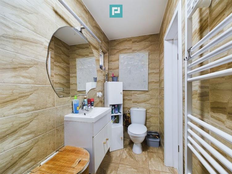 Apartament cu 2 camere la curte , renovat recent - 11