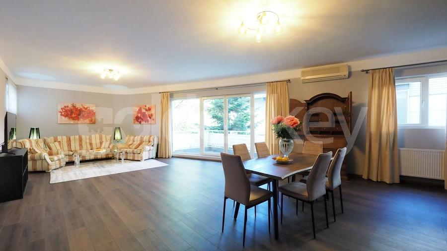 Apartament spatios cu 4 camere | 22mp terase | garaj - 1