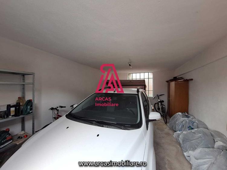 Casa de vanzare 7 camere, teren 1000 mp Sub Arini! - 28