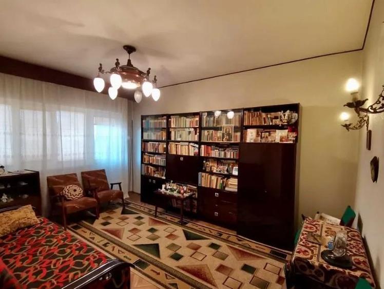 Vanzare apartament 4 camere, zona Sud - 3