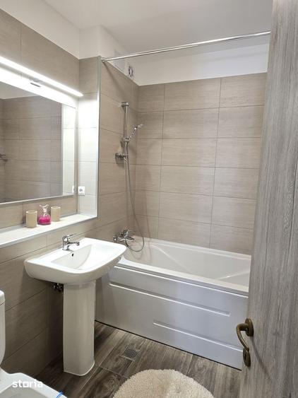 Apartament cu 2 camere semidecomandat în Berceni