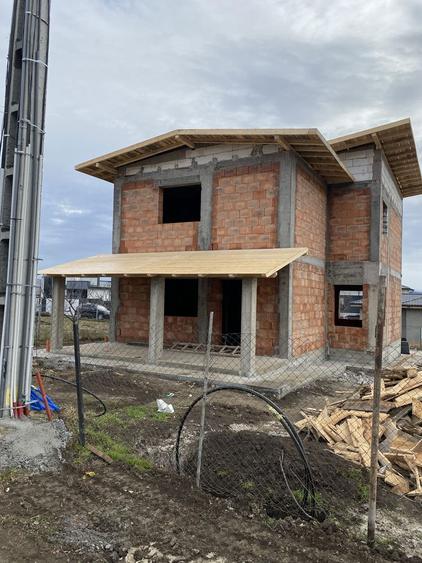 Persoana fizica, casa individuala de vanzare. Casa se vinde la cheie - 4