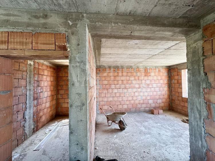 Casă individuală cu 3 camere cu Canalizare în Făget