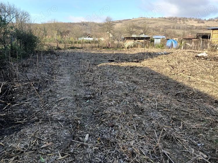 Vand casa in Mihaiesti jud.Hunedoara .Detali la tel. . - 3