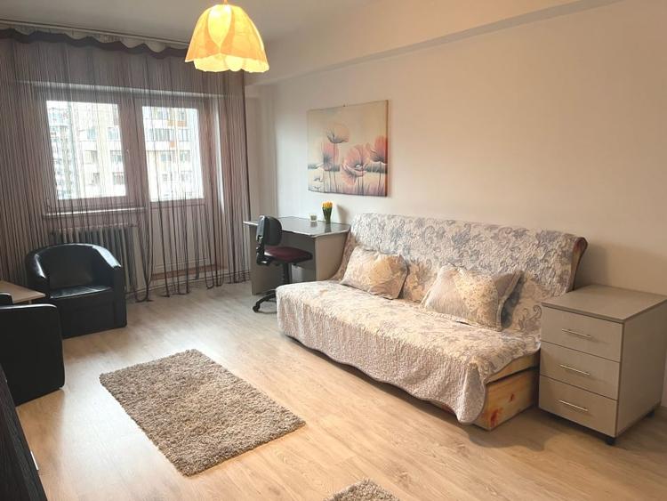 Apartament spatios 2 camere, centru, priveliste superba - zona Universitate - 2