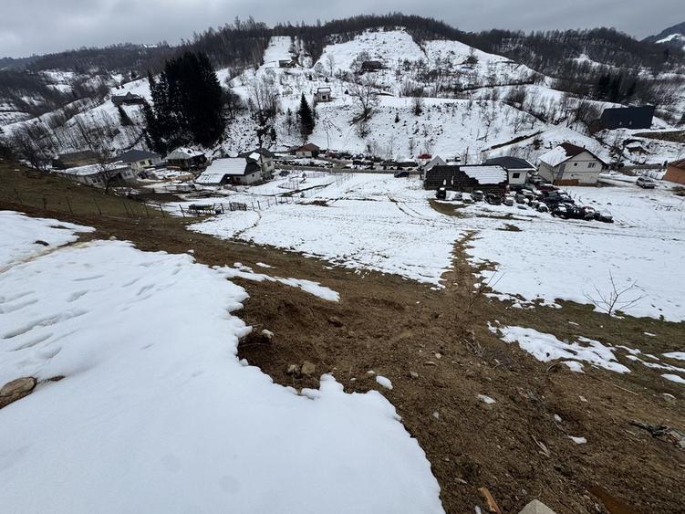 Teren 1200 mp + Proiect Casa (Radier finalizat)+ materialele incluse. - 5