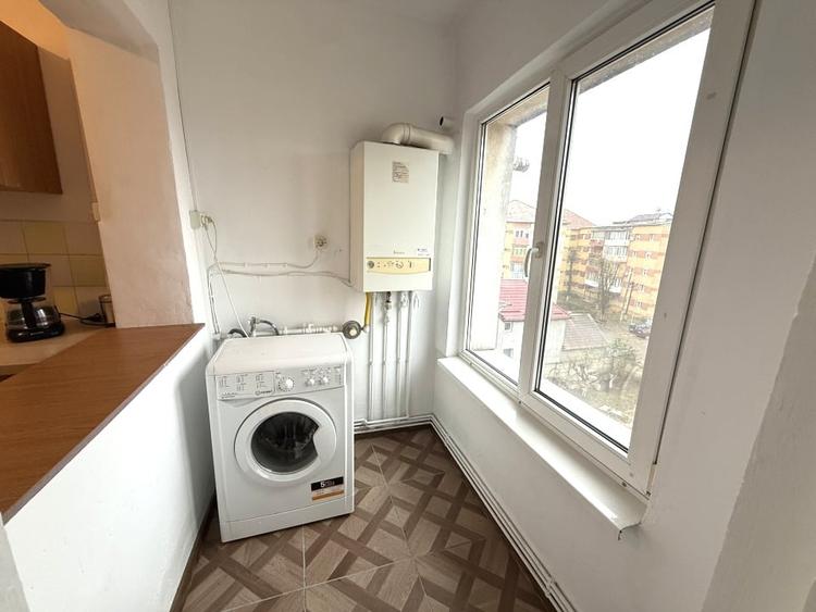 Garsonieră de vânzare – 31 mp utili | Balcon | Debara - 5