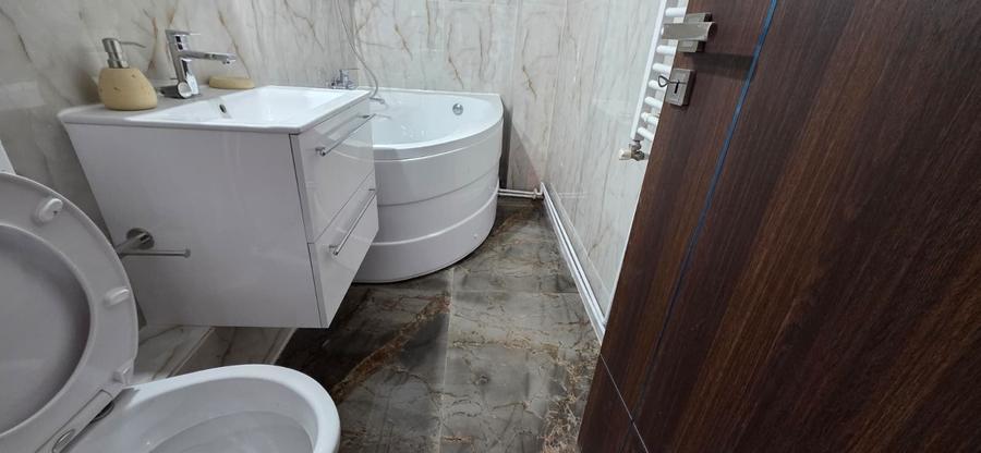 Renovat total totul nou apartament 4 camere parcul Sebastian cu centrala termica - 10