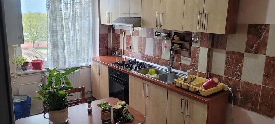 Inchiriez apartament cu 3 camere, zona Complex, Timi?oara - 4