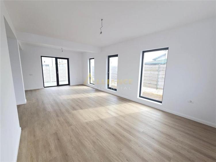 Vila individuala- 500m de STV - pod - beci - incalzire pardoseala - 4