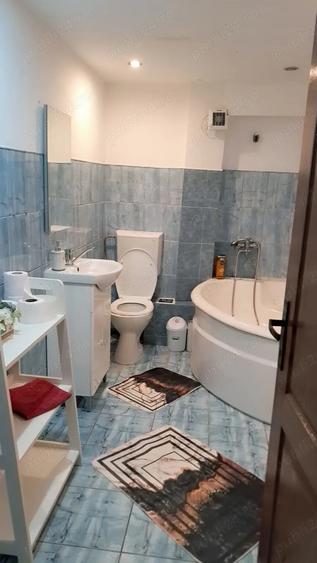 Inchiriez apartament cu 1 camera baie ,bucatarie ?i hol - 3