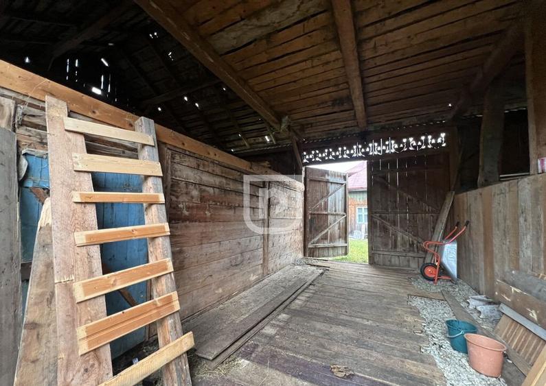 De vanzare casa, atelier fierarie, 4 anexe - 2507 mp in M... - 3