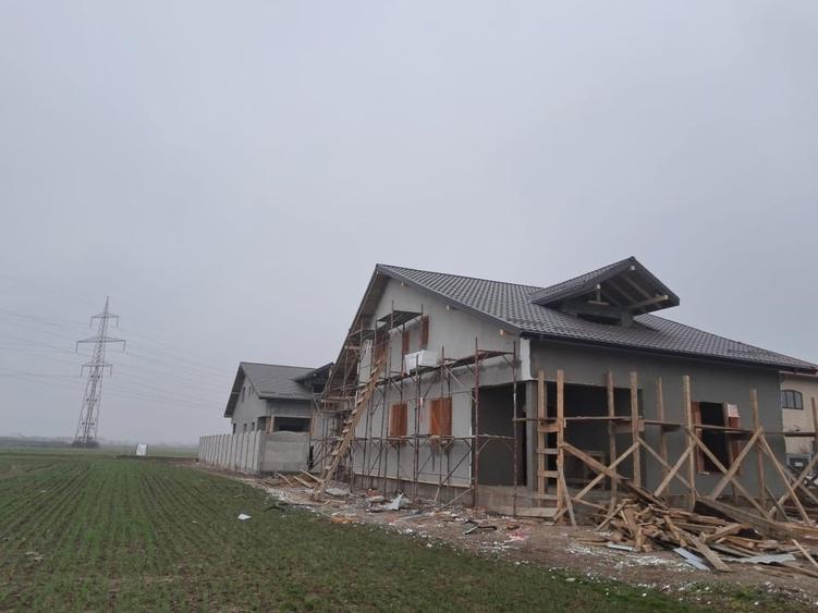 Casa de vanzare 5 camere Balotesti/Individuala - 1