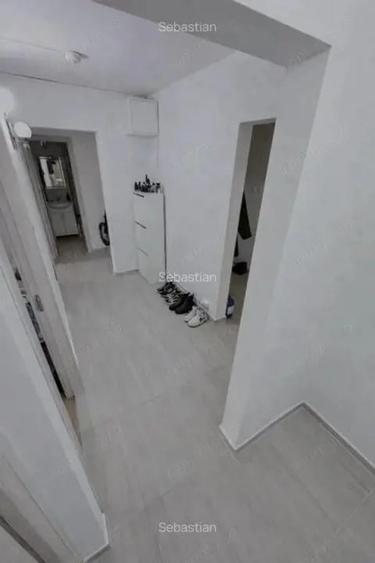 Apartament 4 camere Faleza Nord - 1