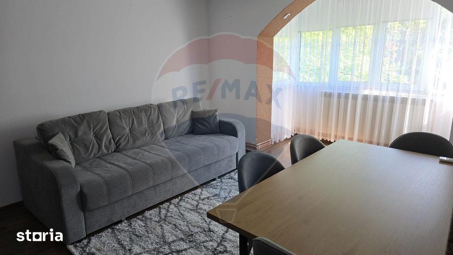 Apartament cu 3 camere de inchiriat str Calarasi nr 3 Radauti - 6