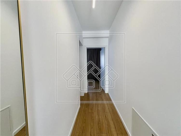 Ap. 2 camere, etaj 1/2, intabulat, mobilat si utilat - 12