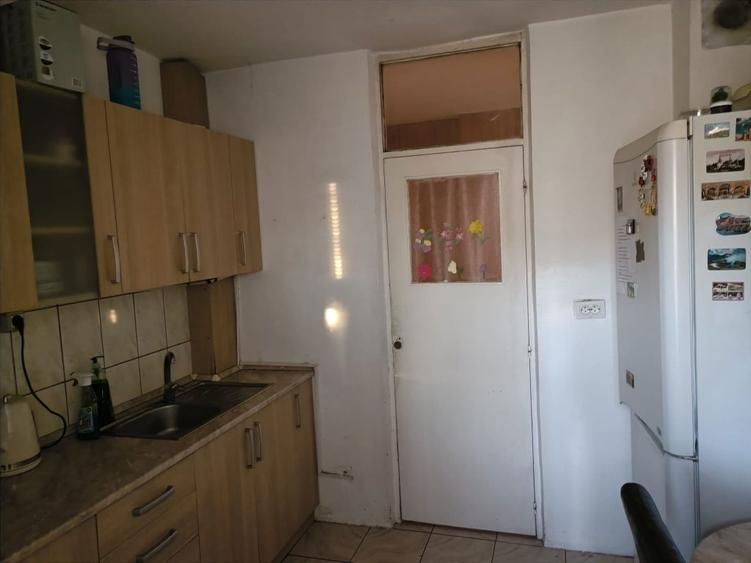 Apartament cu 2 camere de inchirat zona 300 - 5