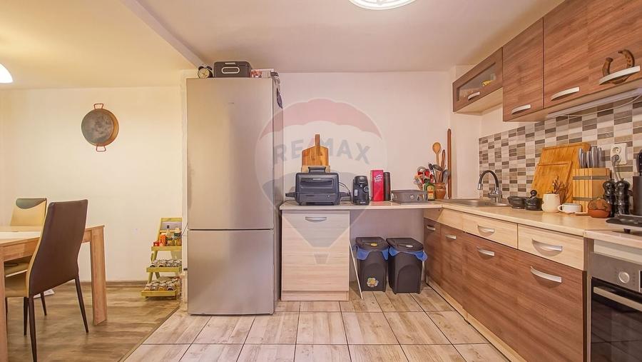 TRAIESTE LA POALELE PADURII!CASA 3 CAMERE APROAPE DE PTR. LUI SOLOMON - 34