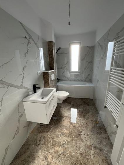 DEZVOLTATOR, DECOMANDAT, ZONA PLANETELOR - 7