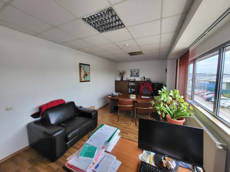 Imobil inchiriat - Investitie - 3000 mp utili - 14