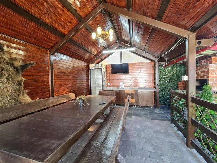 Vila moderna de 6 camere in zona Craiter - 9