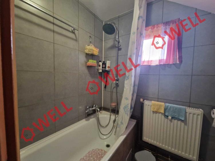 Casă familială de vânzare în orașul Întorsura Buzăului, pe strada 1 Decembrie 19 - 21