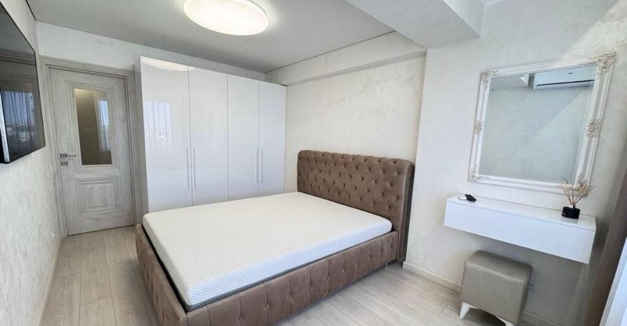 Apartament cu o camera de vanzare in zona Planete - 3