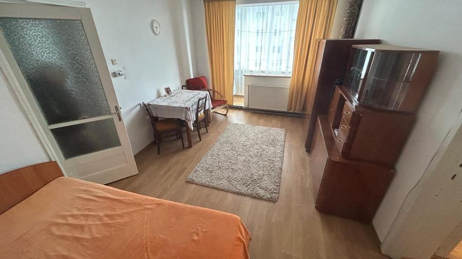 Apartament 3 camere Colonia Bod - 2