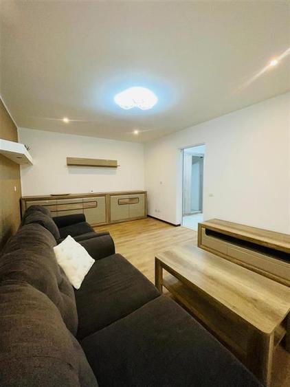 Vanzare Apartament 2 camere LUJERULUI EXIGENT PLAZA SECTOR 6 - 4