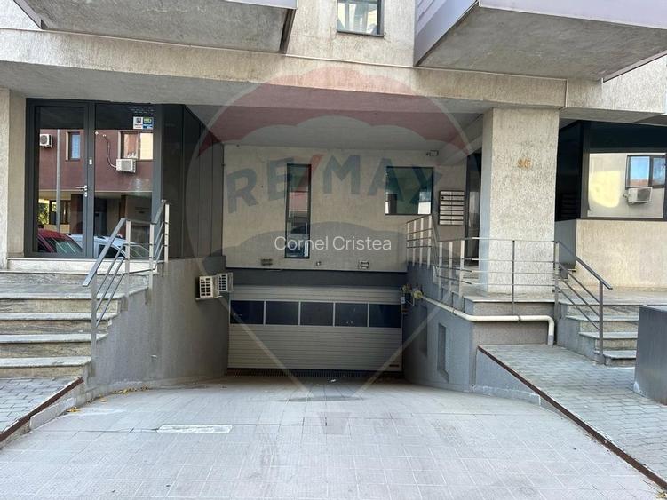 Apartament 3 camere de vanzare - Metrou Brancoveanu