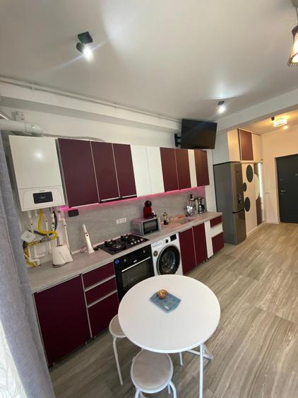 Garsoniera spatioasa -vedere  mare - 30 m de plaja  -str.B2 Nautic Mamaia Nord - 4