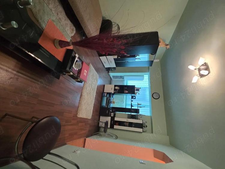 Radu Negru Gars decomandata Mobilata utilata etaj 1 - 1